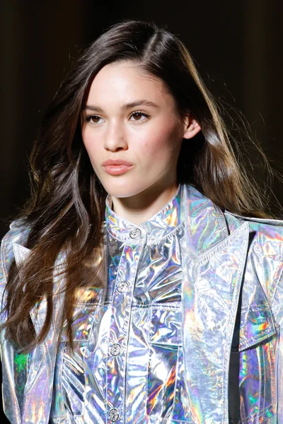 Look 5